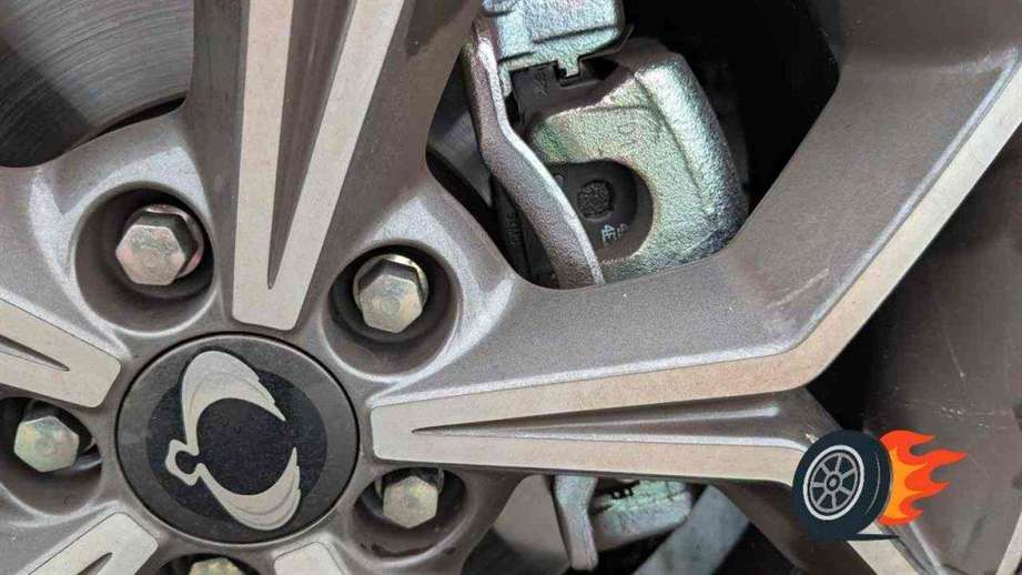 brzdove dosticky pneumatika koleso_1