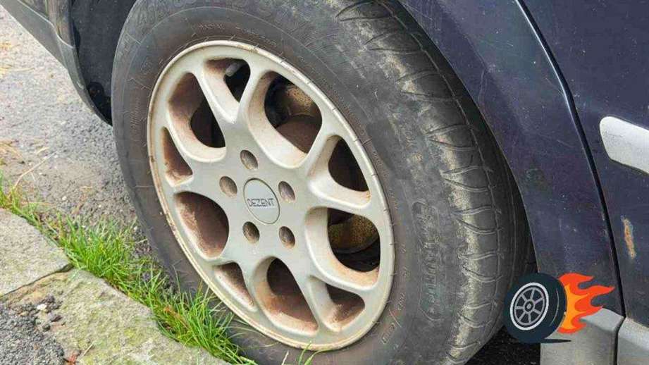 pneumatiky koleso auto_1