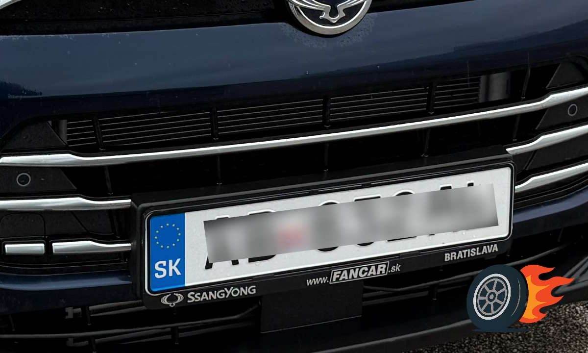 chladic motora auto