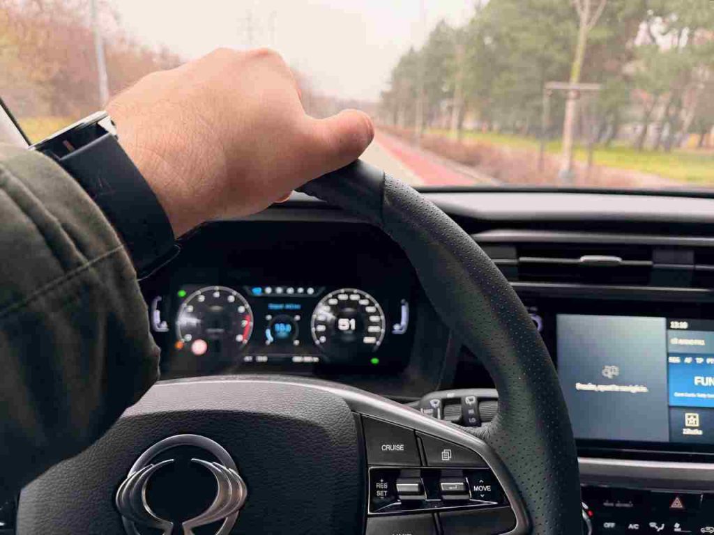 soferovanie auto volant.jpg