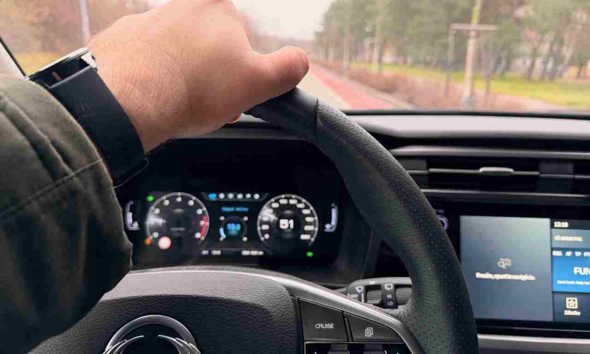 soferovanie auto volant.jpg