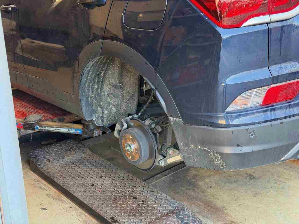 Dal ti servis do rúk zoznam porúch na aute? Nie všetky opravy sú rovnako dôležité