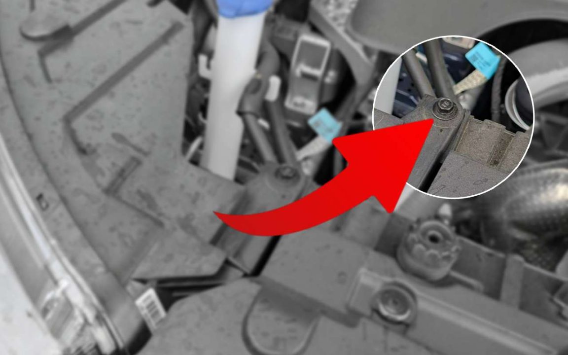 skrutka auto motor_3