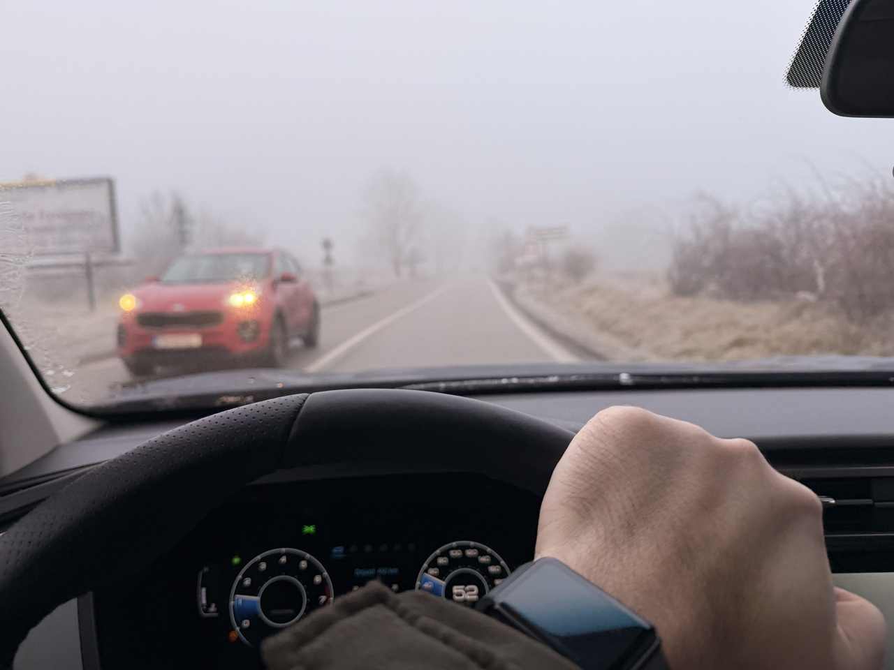 soferovanie auta v zakrute