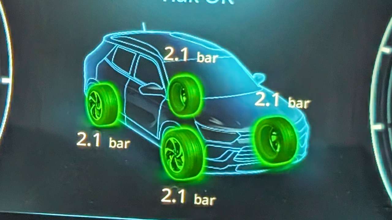 tlak v pneumatikach senzor