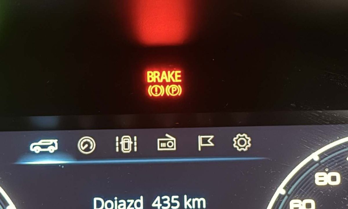 ikona brzdy auto palubna doska