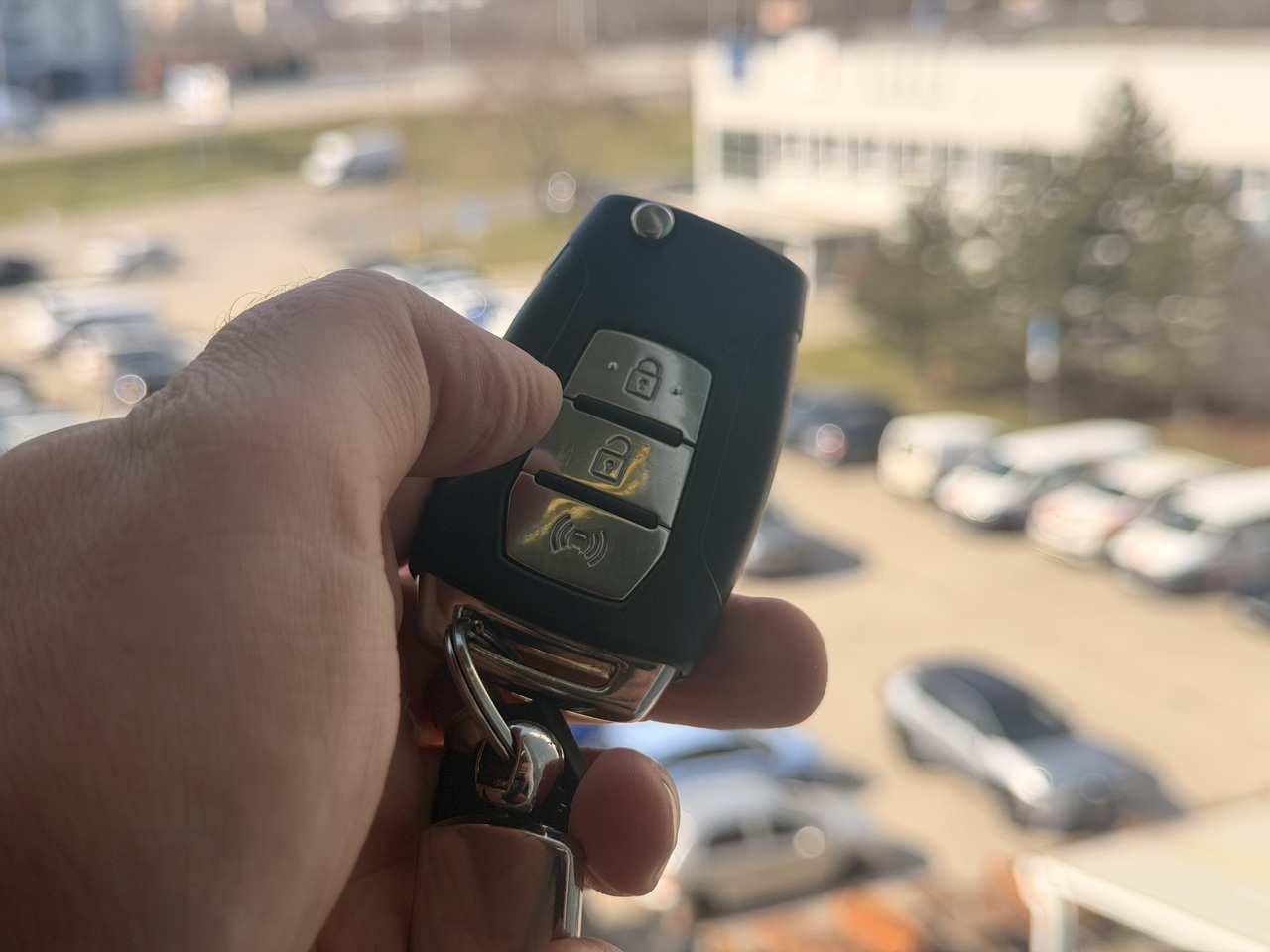 auto bezklucovy system