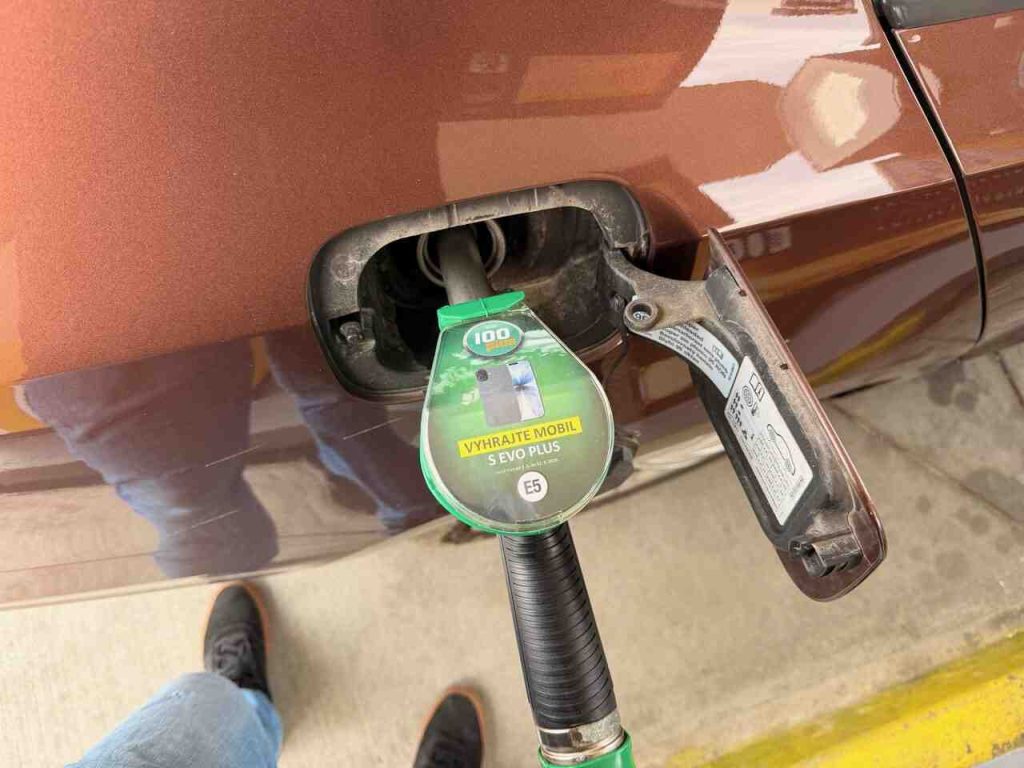 tankovanie premioveho paliva