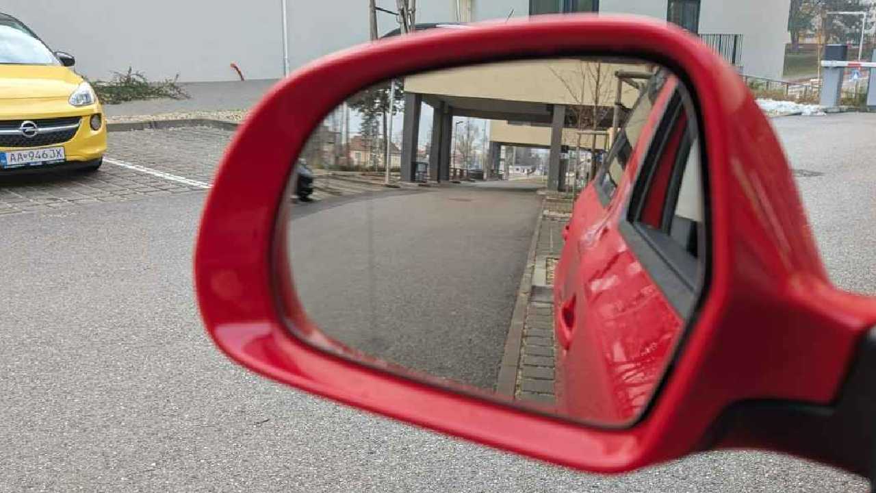 nespravne nastavenie zrkadiel