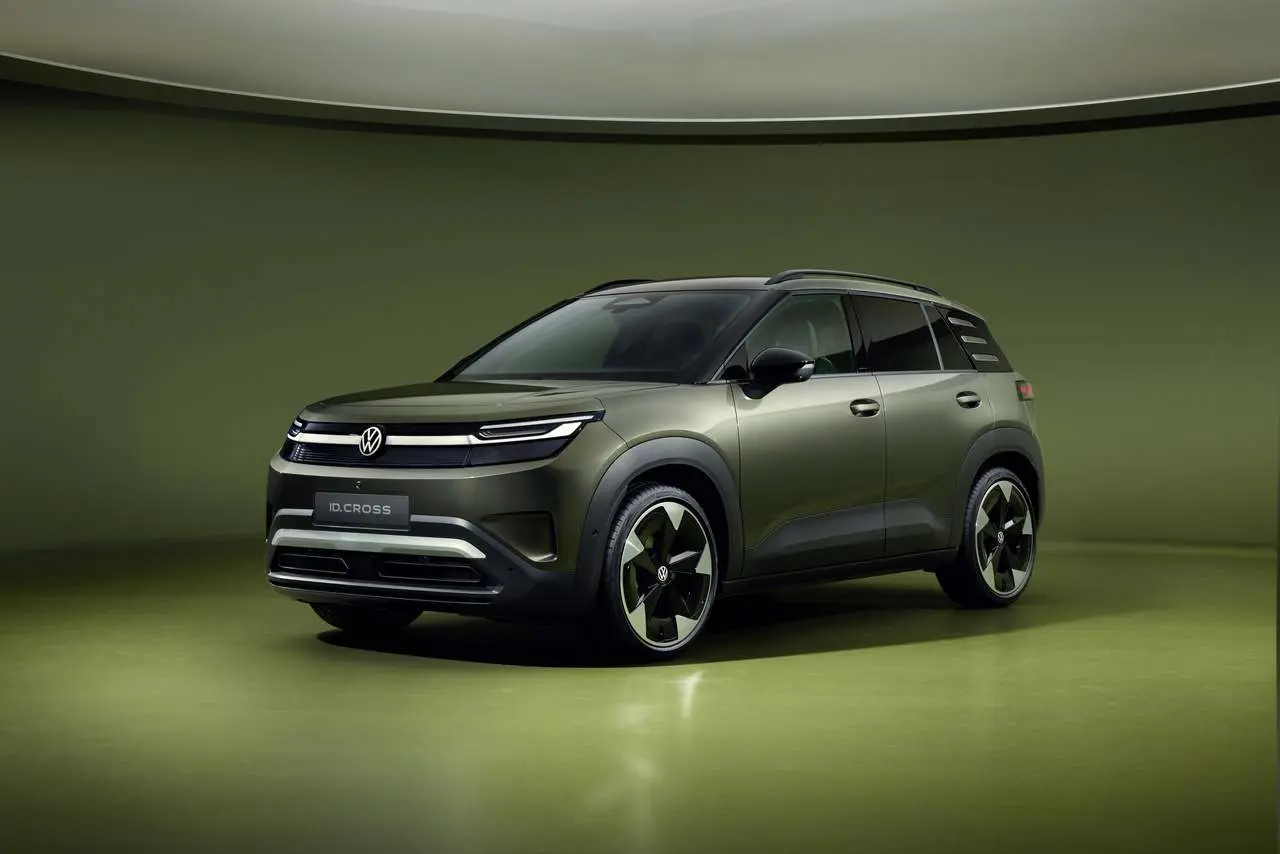 Volkswagen predstavil ID. Cross_1.jpg