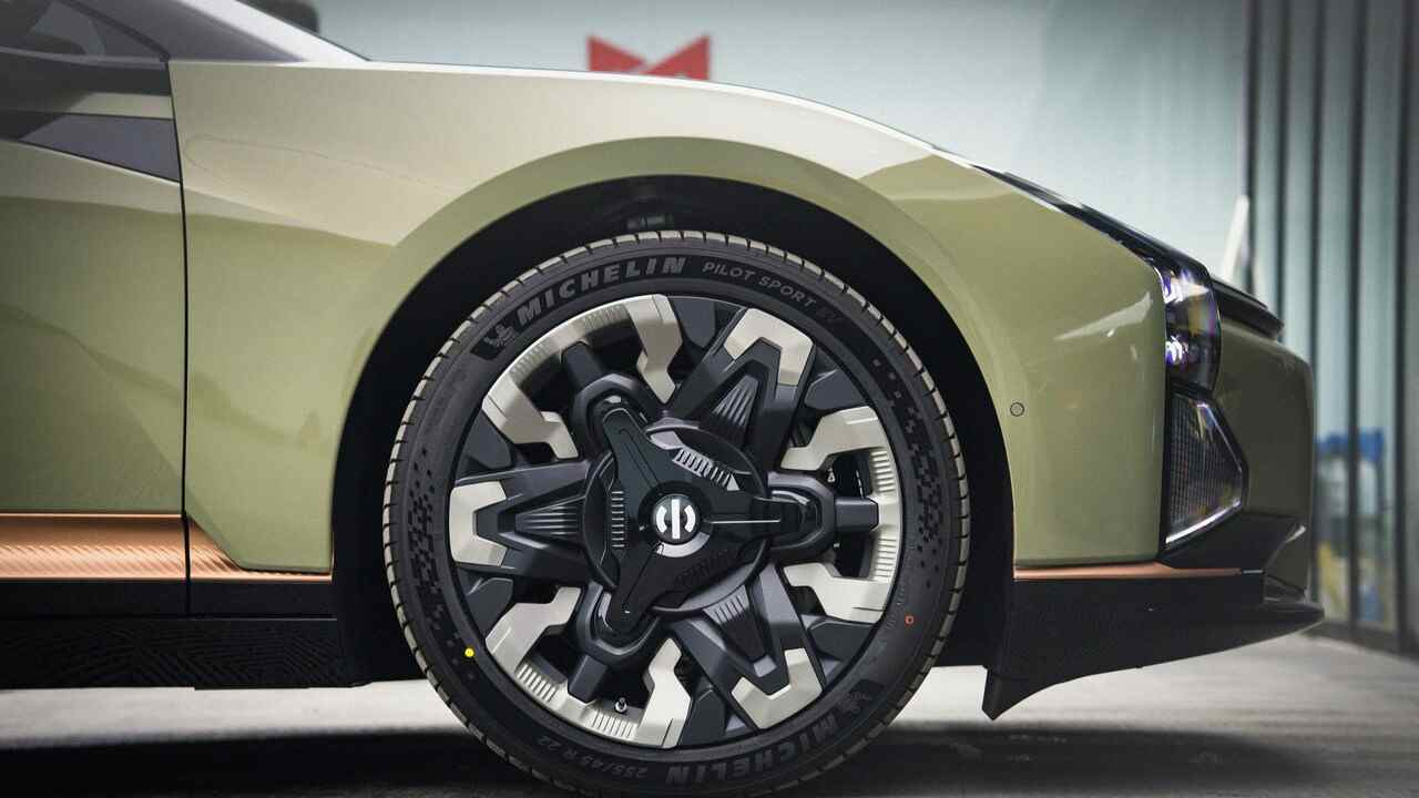 Čínske autá sú na niektorých trhoch v Európe o 30 až 40 % lacnejšie než konkurencia. Šéf Hyundai upozorňuje na rastúci tlak