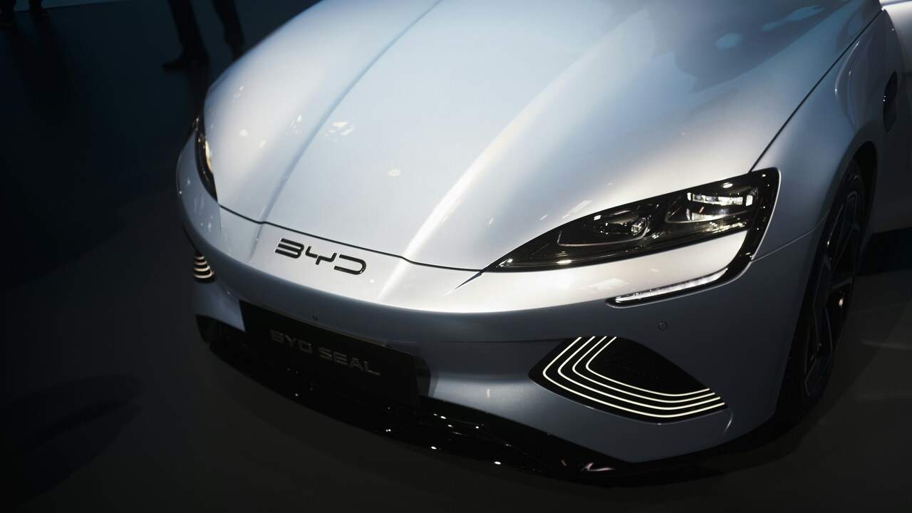 cinsky automobil byd