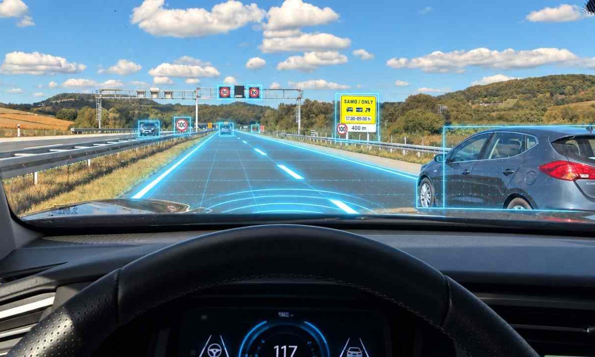Slovensko sa pripravuje na autonómne autá. Pridalo sa k projektu, ktorý ich má dostať na reálne cesty